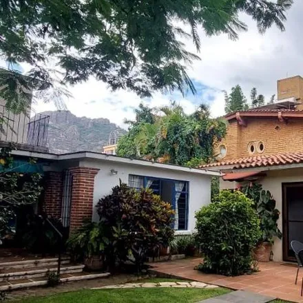 Buy this 6 bed house on Prolongación Matamoros in 62520 Tepoztlán, MOR