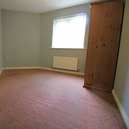 Image 5 - Bean Drive, Tipton, DY4 9SU, United Kingdom - Apartment for rent