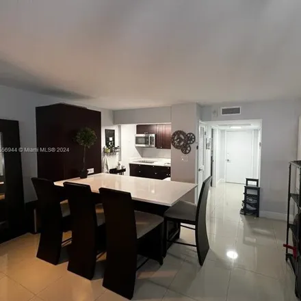 Image 7 - Alhambra Street, Birch Ocean Front, Fort Lauderdale, FL 33304, USA - Condo for sale