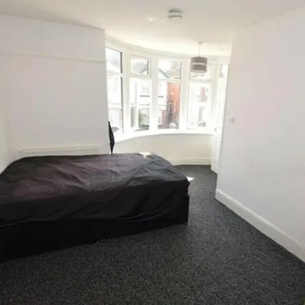 Image 4 - 74 Newcombe Road, Bedford Place, Southampton, SO15 2FS, United Kingdom - House for rent
