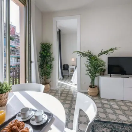Rent this 2 bed apartment on Carrer del Comte Borrell in 68, 08001 Barcelona