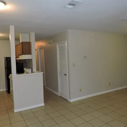 Image 1 - 9475 Holsberry Road, Ensley, FL 32534, USA - Apartment for rent