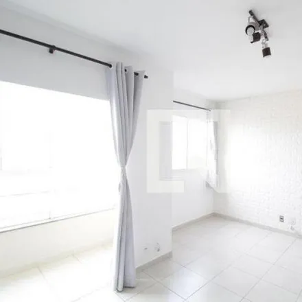 Rent this 2 bed apartment on Rua Maria Quitéria in Umuarama, Uberlândia - MG