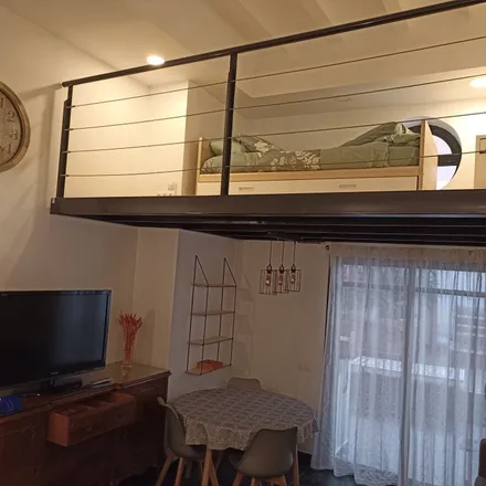 Rent this 2 bed apartment on Carrer de la Civaderia in 43001 Tarragona, Spain