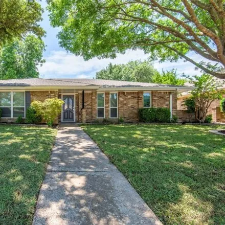 Buy this 3 bed house on 1710 Tampico Drive in Plano, TX 75075