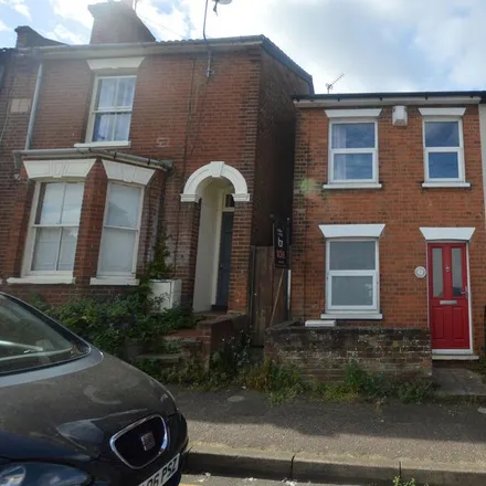 Rent this 2 bed townhouse on 19 Cromwell Road in Colchester, CO2 7EN