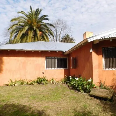 Rent this 2 bed house on Jardín De Infantes San Marcelo in General Alvear 746, Partido de Tigre