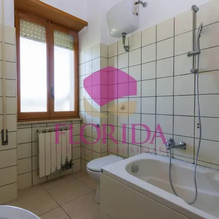 Image 4 - Via dei Narcisi, 00040 Ardea RM, Italy - Apartment for rent