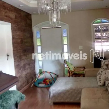 Buy this 6 bed house on Rua Júlio César in Nazaré, Belo Horizonte - MG