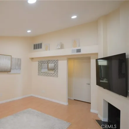 Image 3 - 83 Alberti Aisle, Irvine, CA 92614, USA - Condo for rent