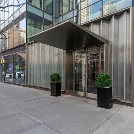 Image 2 - 252 East 57th Street, New York, NY 10022, USA - Condo for sale