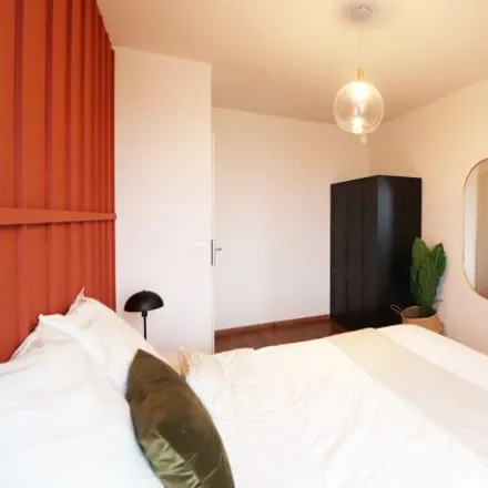 Rent this 1 bed room on Europe Azur in 323 Avenue du Président Hoover, 59000 Lille