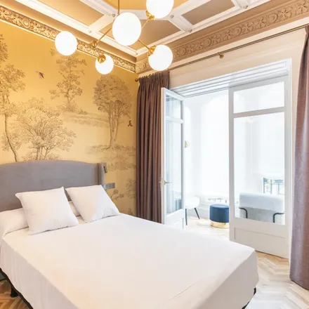 Rent this 2 bed apartment on Rambla de Catalunya in 77, 08001 Barcelona