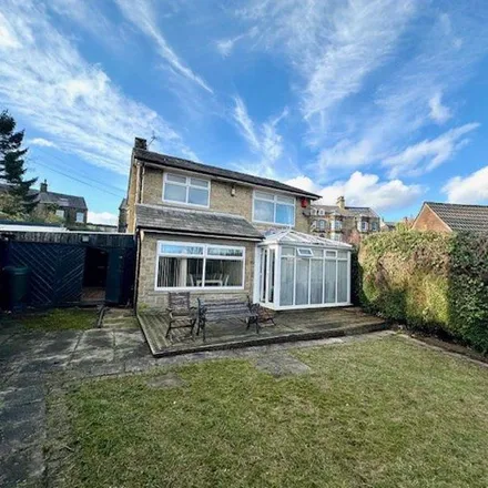 Rent this 4 bed house on Rothwell Road in Halifax, HX1 2HA