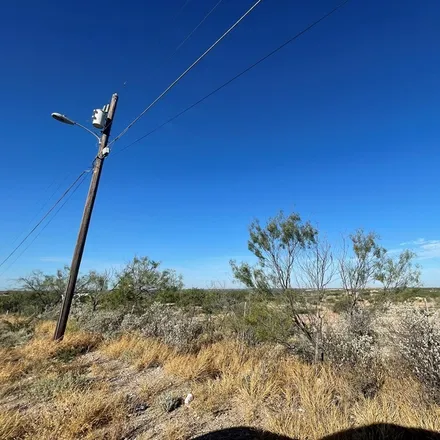 Image 5 - 1625 Wagon Wheel Road, Rosita South, Maverick County, TX 78852, USA - House for sale