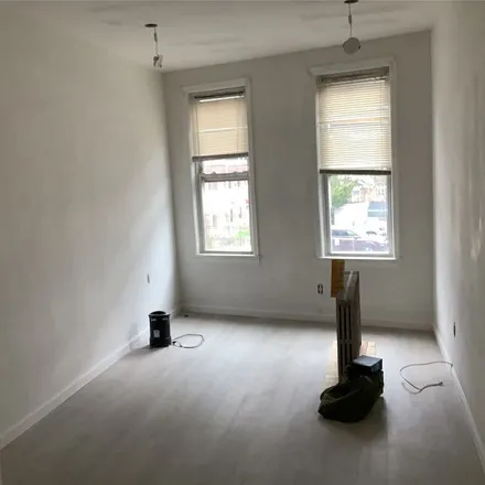 Image 3 - 91-08 Liberty Avenue, New York, NY 11417, USA - Apartment for rent