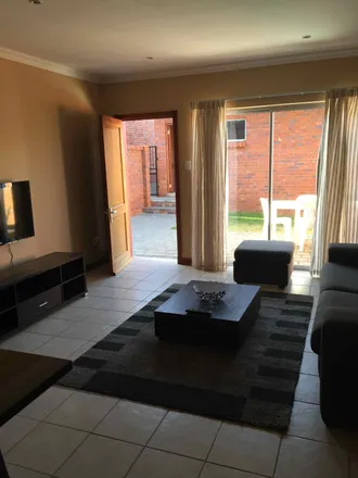 Image 4 - Calliope Avenue, Pentagonpark, Bloemfontein, South Africa - Townhouse for rent