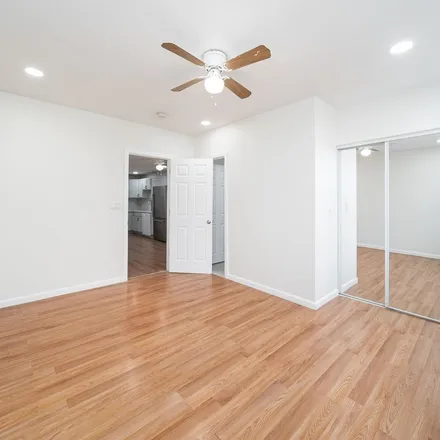 Image 3 - 59 Hutton Street, Jersey City, NJ 07307, USA - Apartment for rent