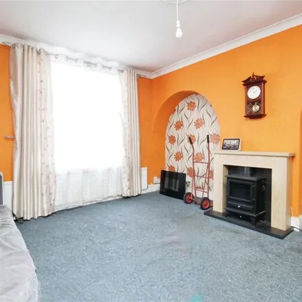 Image 7 - Hobart Road, London, RM9 5ND, United Kingdom - Apartment for rent