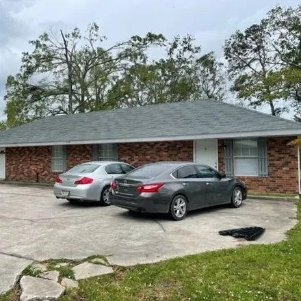 Rent this 2 bed apartment on 11519 Wendell Lane in Tangipahoa Parish, LA 70401