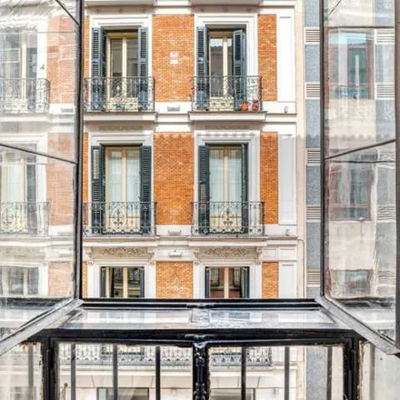 Image 6 - High Tech, Calle del Conde de Xiquena, 28004 Madrid, Spain - Apartment for rent