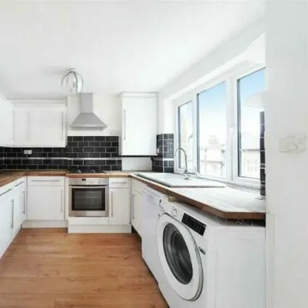 Image 4 - Beardell Street, Londres, London, Se19 1tp - Apartment for sale