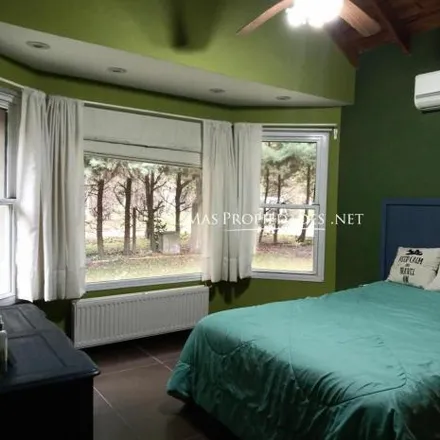 Buy this 4 bed house on Francisco Luis Bernárdez in Barrio Parque Sakura, 2812 Pavón