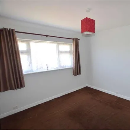 Image 7 - Morgan Drive, Worcester Park Estate, United Kingdom - House for rent