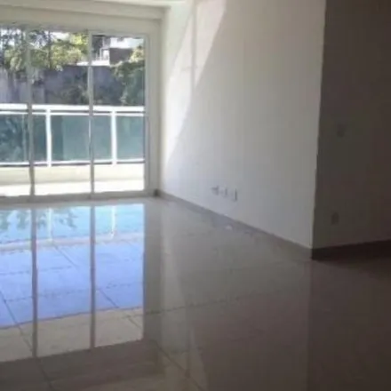 Buy this 3 bed apartment on Rua Doutor Joaquim Peixoto in Charitas, Niterói - RJ