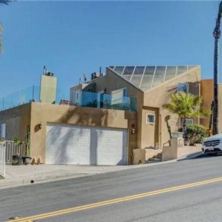 Rent this 4 bed house on 918 Avenida Presidio in San Clemente, CA 92672