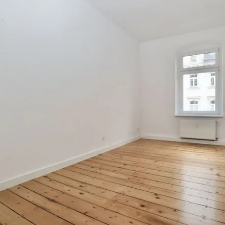 Rent this 4 bed apartment on Peacefood - UNVERPACKT in Uhlandstraße 30, 09130 Chemnitz