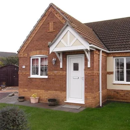 Rent this 2 bed house on Maple Grove in Heckington, NG34 9WB
