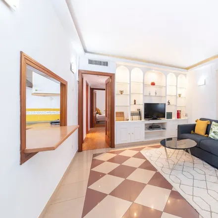 Rent this 3 bed apartment on Calle Castellar in 54, 41003 Seville