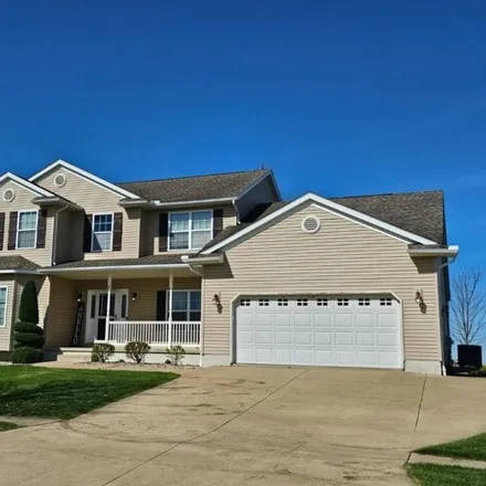 Buy this 4 bed house on 224 Hartland Drive in Bellevue, Sandusky County