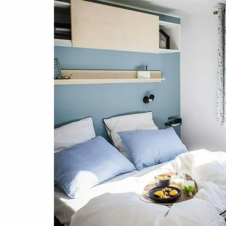 Rent this 1 bed house on Roquebrune-sur-Argens in Var, France