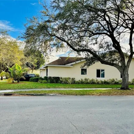 Image 4 - 2484 Nw 95th Ave, Coral Springs, Florida, 33065 - House for sale