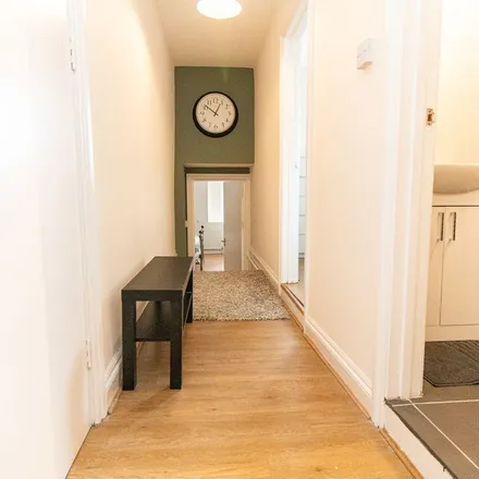 Rent this 2 bed apartment on 29 Fitzhamon Embankment in Cardiff, CF11 6AN