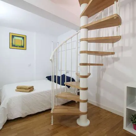 Rent this 2 bed apartment on El Corte Inglés in Plaza de Callao, 2