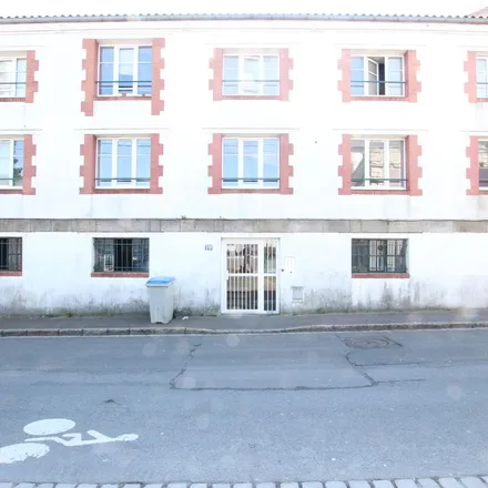 Image 2 - 4 Rue Saint François, 44000 Nantes, France - Apartment for rent