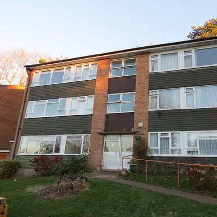 Rent this 2 bed apartment on unnamed road in Caterham Valley, CR3 6SL