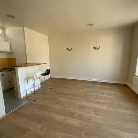 Image 7 - 6 bis Rue Charles Corbeau, 27000 Évreux, France - Apartment for rent