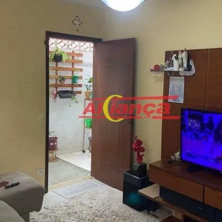 Buy this 2 bed house on Rua Um in Parque Continental IV, Guarulhos - SP