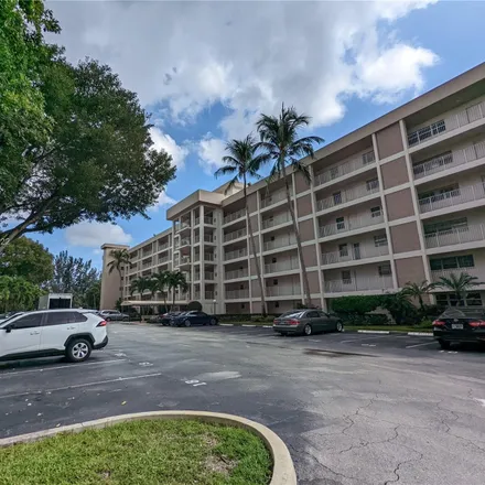 Buy this 1 bed condo on 2600 South Course Drive in Pompano Beach, FL 33069