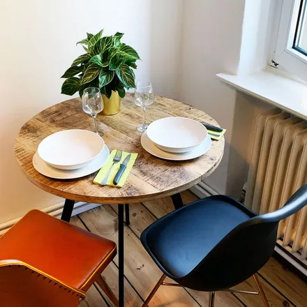 Rent this 1 bed apartment on Edmundstraße 9 in 12051 Berlin, Germany