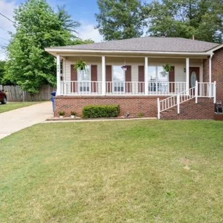 Buy this 3 bed house on 542 Mt Airy Drive in Prattville, AL 36067