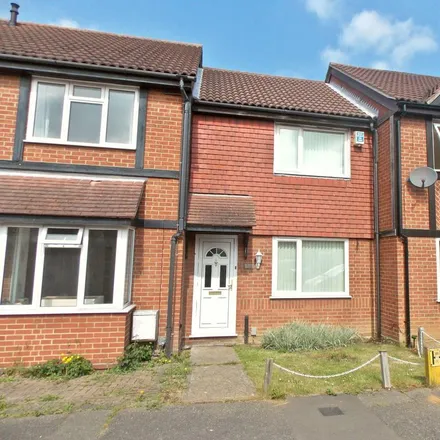 Rent this 2 bed townhouse on The Downs in Walton, IP11 2FG