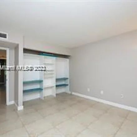 Image 2 - 15301 Southwest 106th Lane, The Hammocks, Miami-Dade County, FL 33196, USA - Apartment for rent