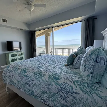 Rent this 2 bed condo on Palm Coast