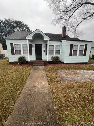 Buy this 2 bed house on East 15th Street in Lumberton, NC 28359