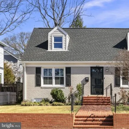 Image 1 - 4601 2nd Street South, Arlington, VA 22204, USA - House for sale